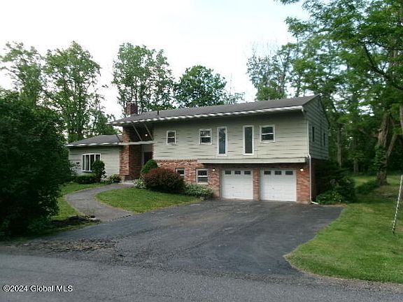 2nd image of 110 Walnut Place