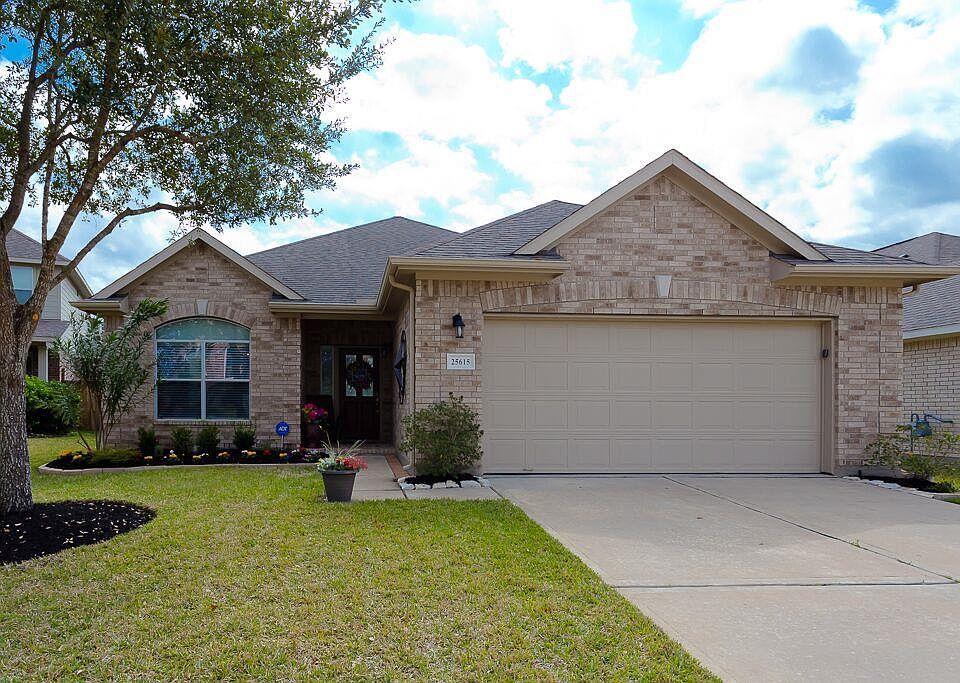 1st image of 25615 Canyon Sands Ln