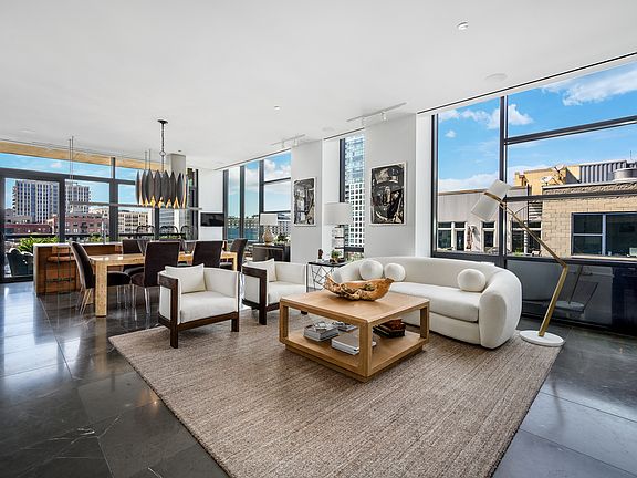 4th image of 400 W Huron St Unit 603
