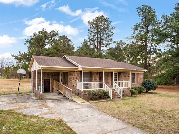 4th image of 207 Gavin Road