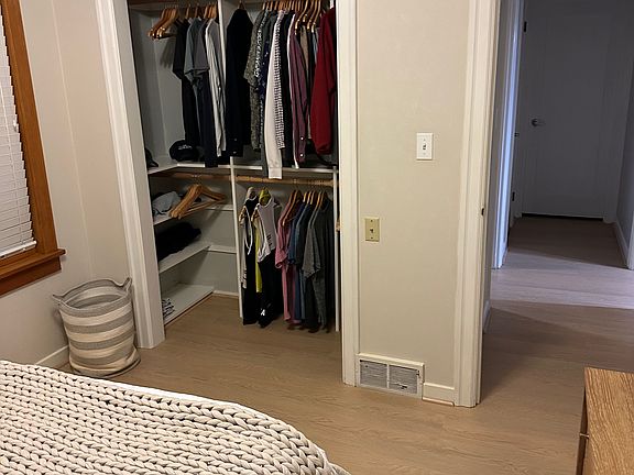 4th image of 8507 Latona Ave E #1