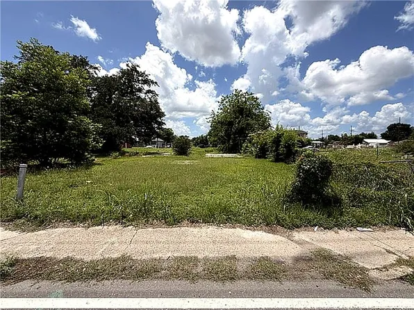 288 Grand Caillou Rd, Houma, LA 70363