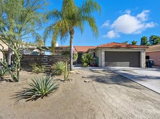 19250 Henshaw Ct, Lake Elsinore, CA 92530