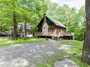 134 Rim Rd, East Stroudsburg, PA 18302