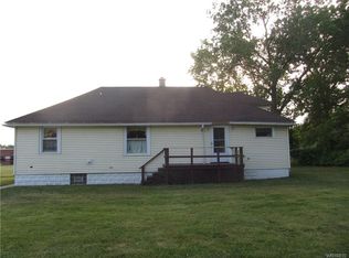 1 Trenton Ave, Lancaster, NY 14086