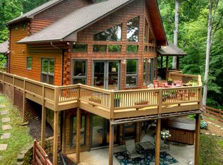 1087 W Hidden Valley Lakes Dr, Mc Caysville, GA 30555
