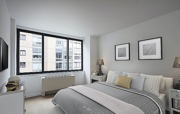 1st image of 535 W 23rd St APT S10e