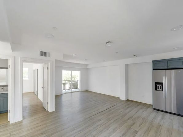 2414 S West View St #24165