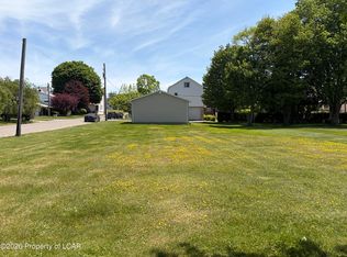 929 N Lincoln St, Hazleton, PA 18201