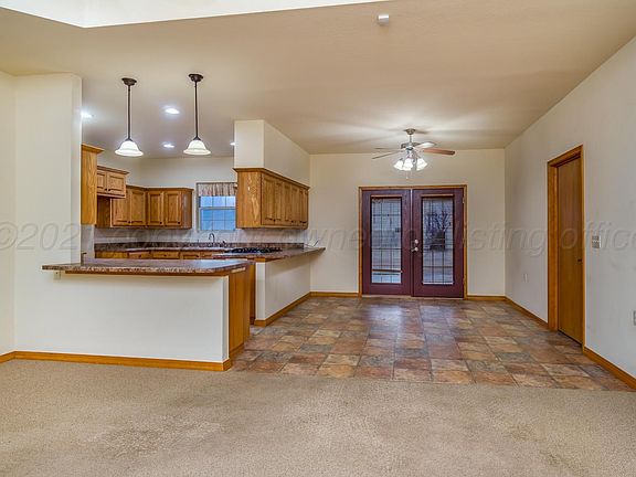 5th image of 2216 Gwendolen Ave