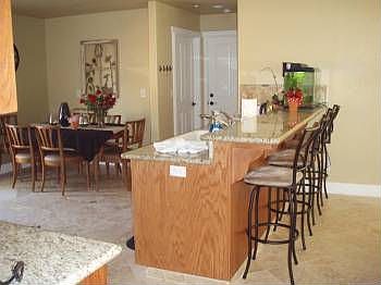 5th image of 122 Cuesta Dr
