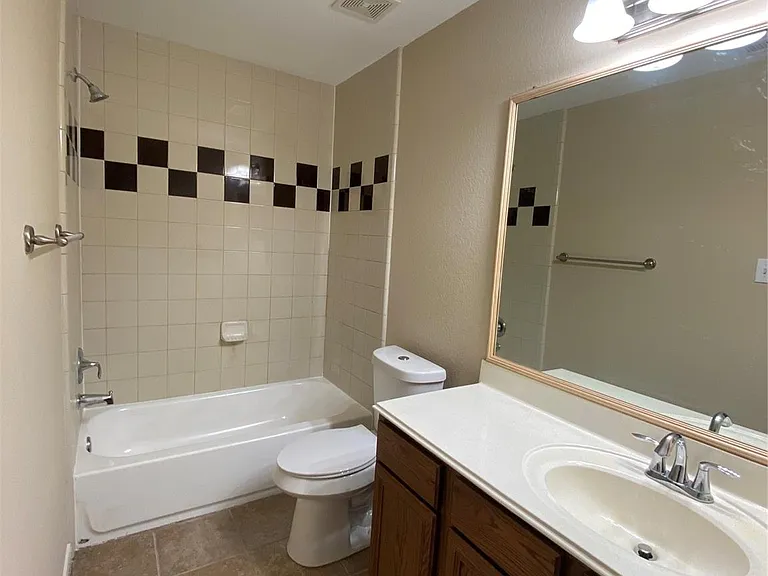 4903 Summer Ridge Dr — Photo 25