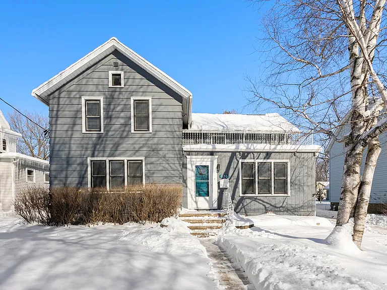 820 W 4th St — Photo 24