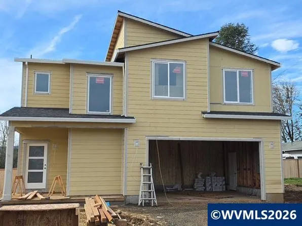 213 NW Royal Ave, Saint Dallas, OR 97338