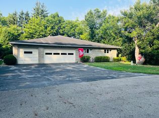 2705-2707 Charing Rd, Columbus, OH 43221