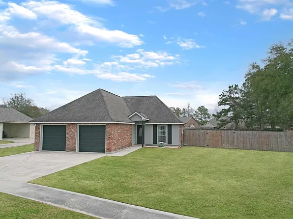 34273 Hawks Cv, Denham Springs, LA 70706
