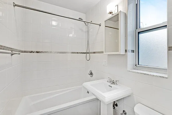 Sold by Level Group | media 5