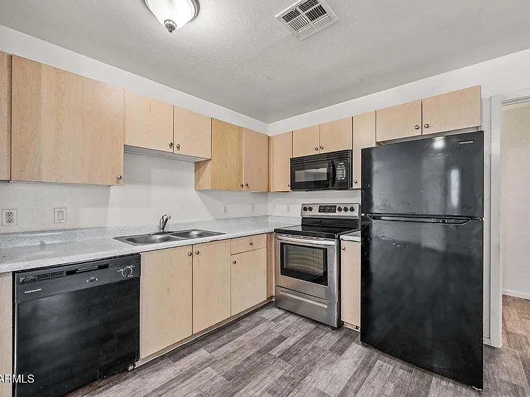 3065 N 67th Ave #239 — Photo 7