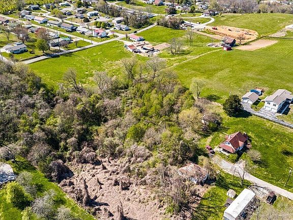 3rd image of Island Ford Rd