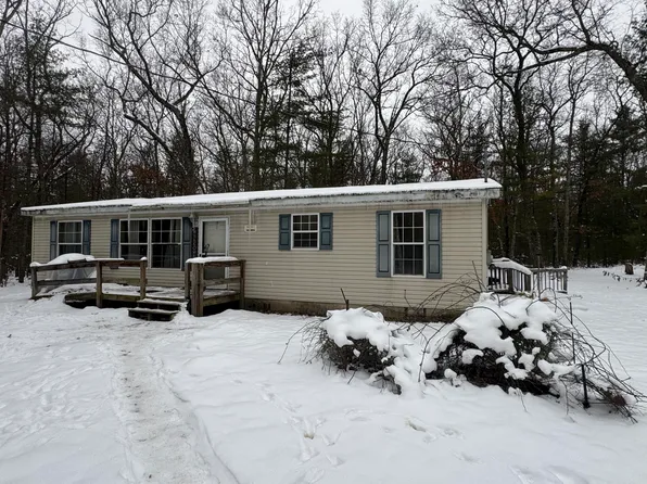 8030 W Peterson Rd, Irons, MI 49644