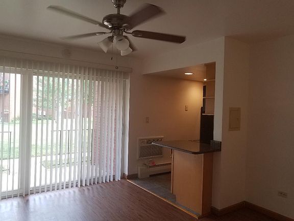 2nd image of 6147 W Thorndale Ave #1A