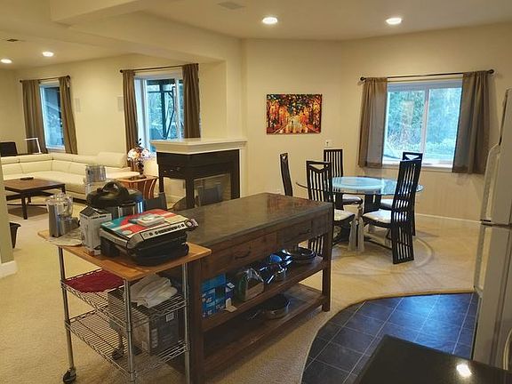 3rd image of 13158 Sunset Ln