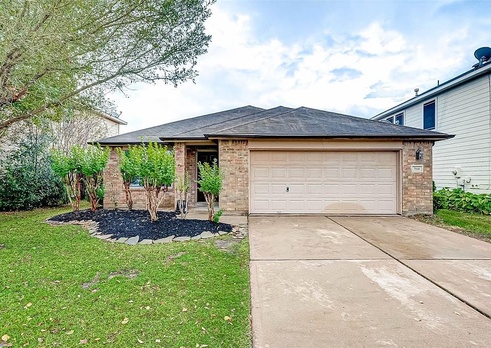 1st image of 7910 Raven Creek Ln