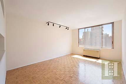 1st image of 101 W 79th St APT 12B
