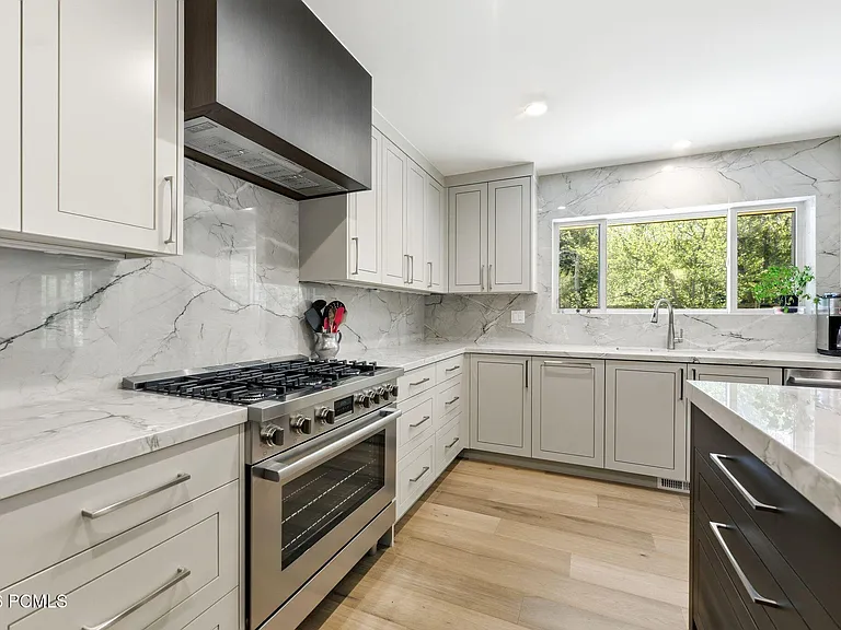 1503 Willow Loop — Photo 38