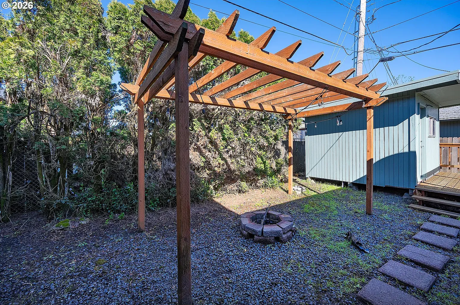 3 bed, 1.5 bath, 1120 sqft, $2,140 — Photo 3
