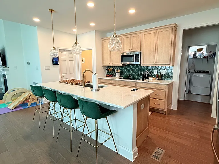 3074 Summer Porch Ave — Photo 11