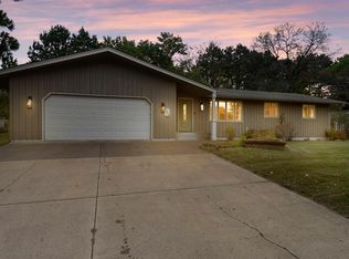 2850 Ivy St S, Cambridge, MN 55008