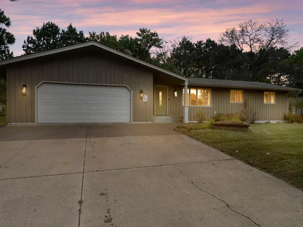 2850 Ivy St S, Cambridge, MN 55008