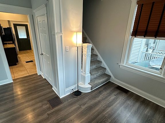 Front entrance & stairway