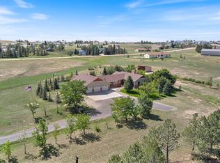 7016 Astronaut Dr, Cheyenne, WY 82009