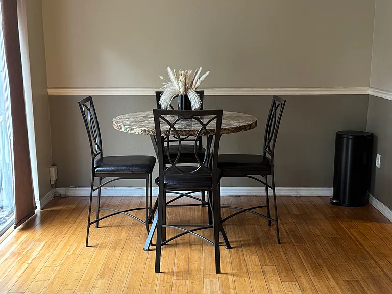 6325 Treetop Cir — Photo 6