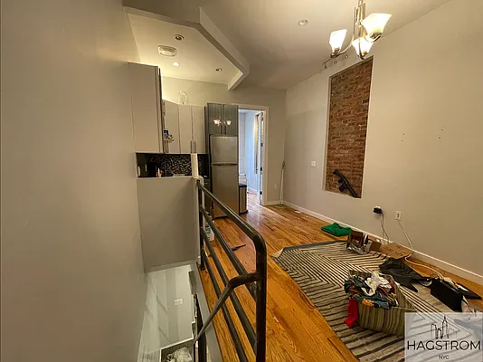 Rented by Hagstrom Management Inc | media 5