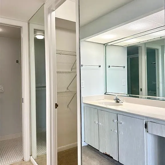 2617 Cove Cay Dr #311 — Photo 25