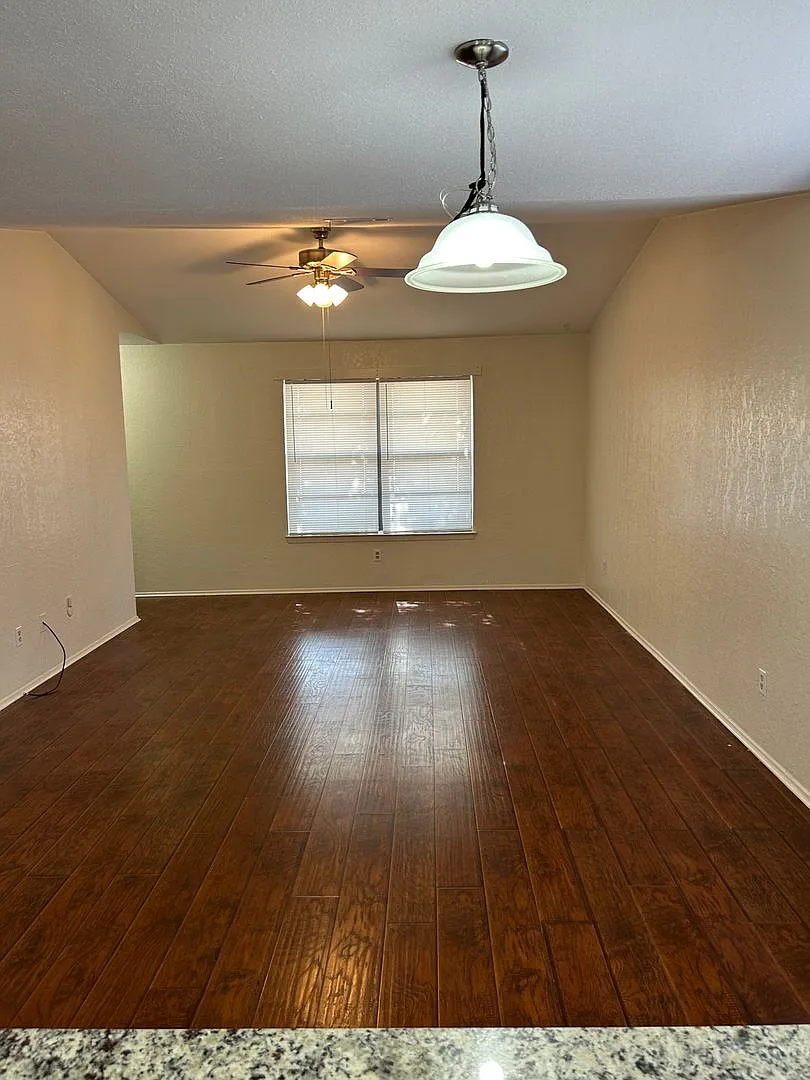 Chapel Road Duplex — Photo 2