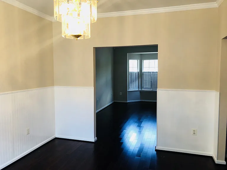 11 Catherine Ln — Photo 5