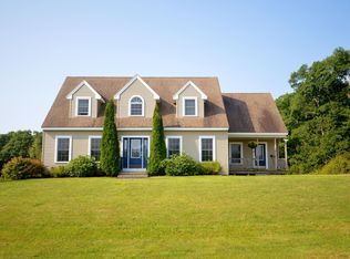 20 Town Landing Rd, Sullivan, ME 04664