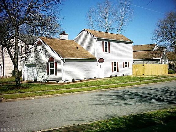 2nd image of 5453 Chatham Hall Dr