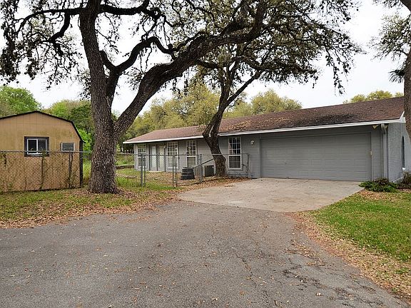 4th image of 4845 Spreading Oak Dr