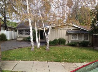 22123 Ybarra Rd, Woodland Hills, CA 91364