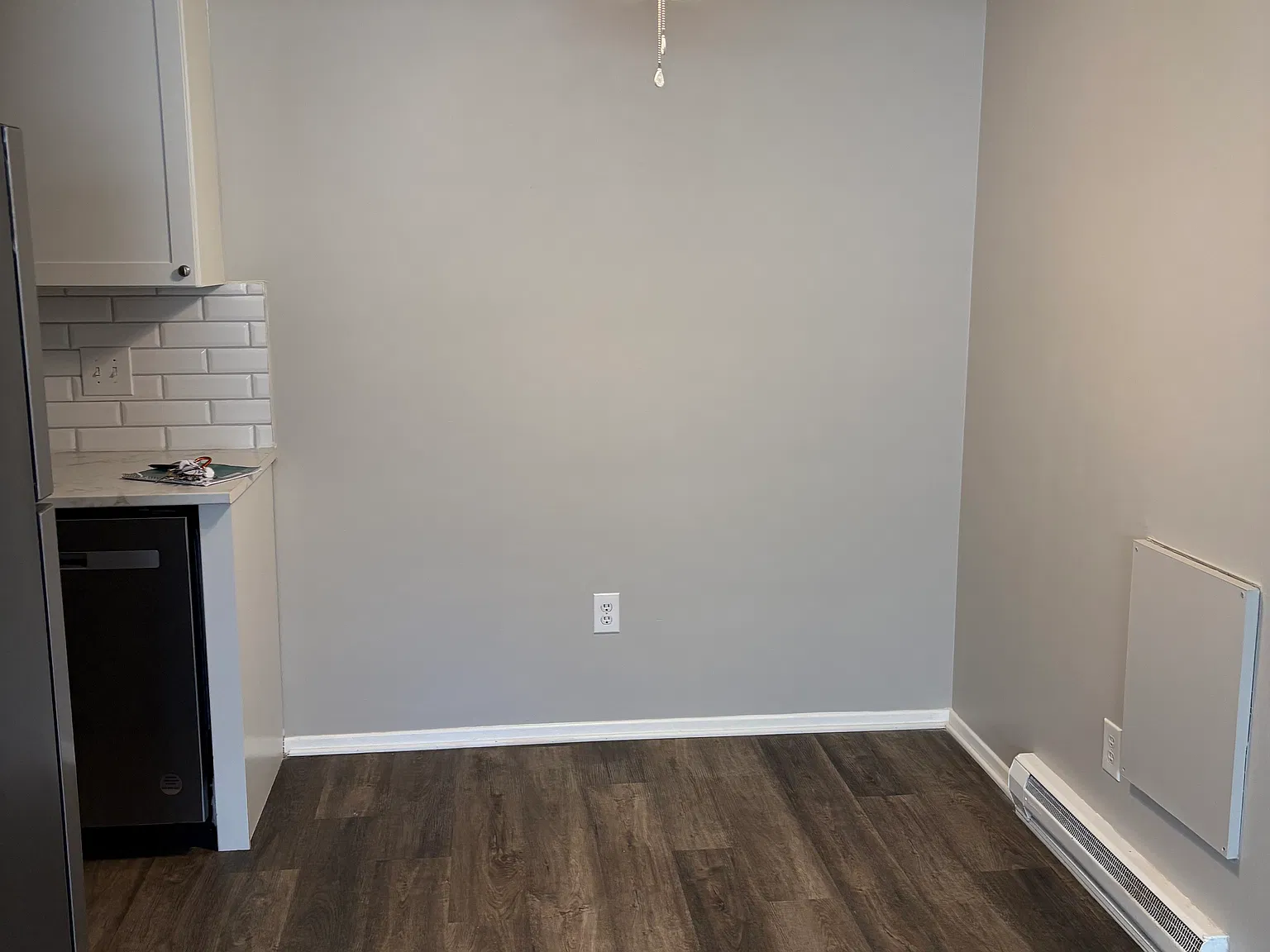 2 bed, 900 sqft, $900 — Photo 4