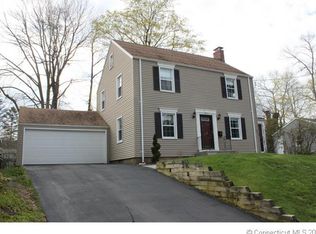 50 Malcolm St, Hamden, CT 06514