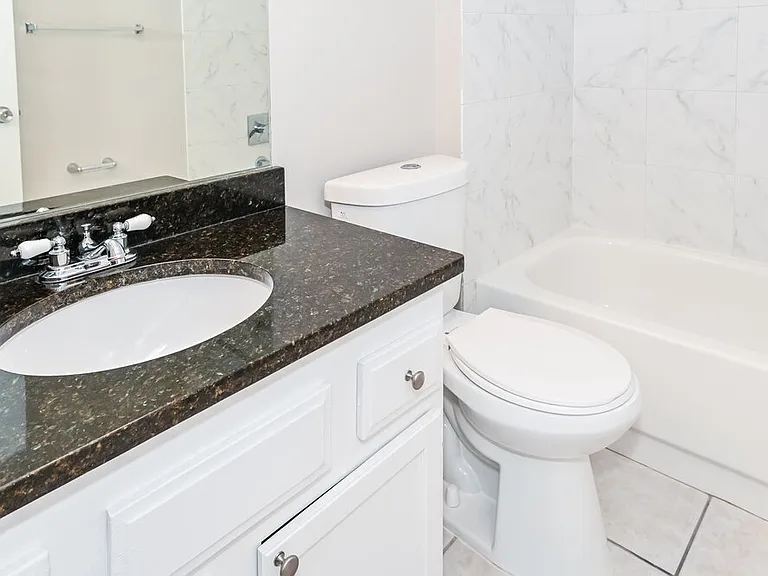 1225 Peabody Dr E — Photo 15