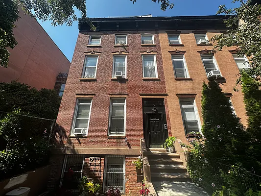 Rented by Fifth & Forever LLC | media 36