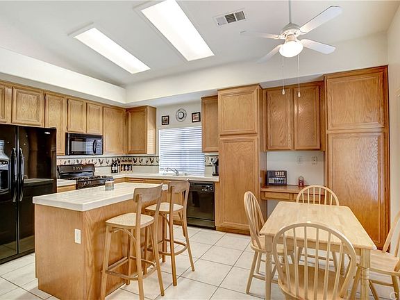 5th image of 18800 Applewood Way