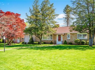 12 Old Orchard Dr, Easton, PA 18045